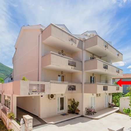 โรซิซ อพาร์ตเมนต์ Apartment ติวัต ภายนอก รูปภาพ